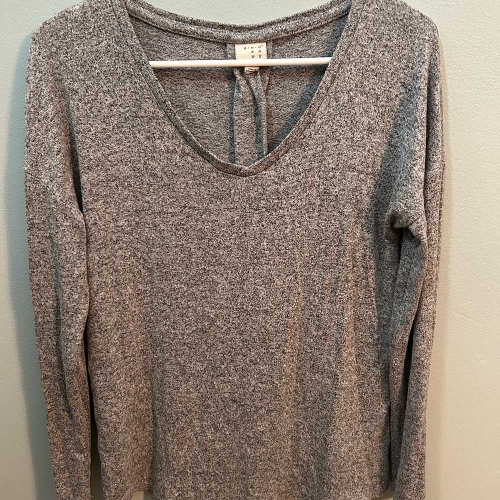 a new day Heather Gray V-Neck Sweatshirt